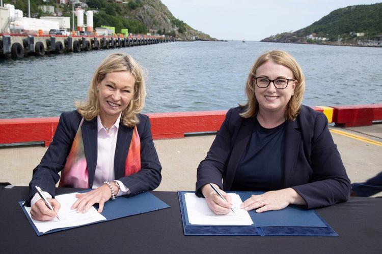 Labrador town demands help before it will back N.L.-Quebec energy pact