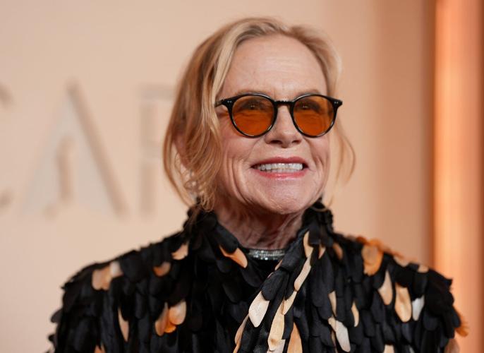 Amy Madigan wins Oscar for best supporting actress in ‘Weapons,’ 40 years after last nomination