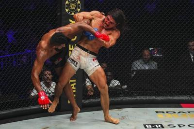 ɫtv middleweight Aaron Jeffery wins to move a step closer to Bellator title shot