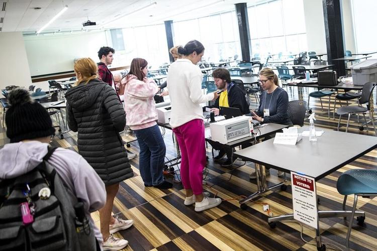 Young voters' enthusiasm for Democrats waned during midterms