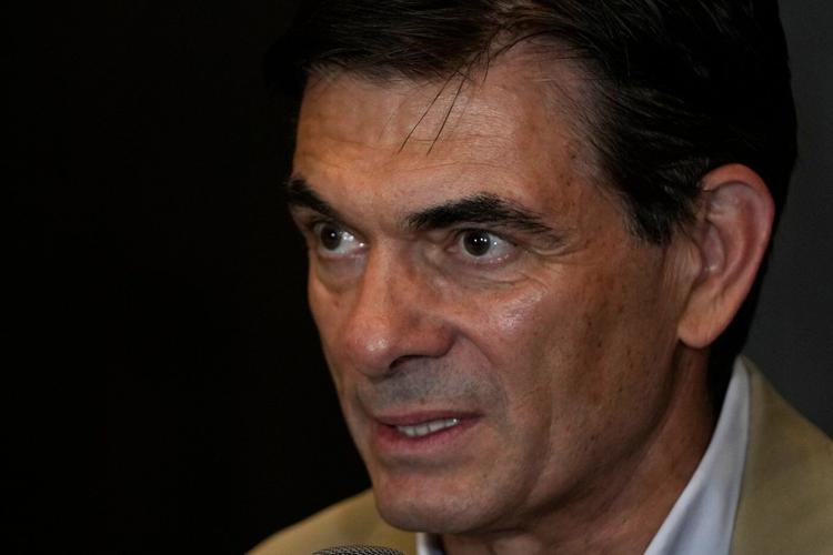 Bolivia's first conservative president in 20 years promises warmer US ties