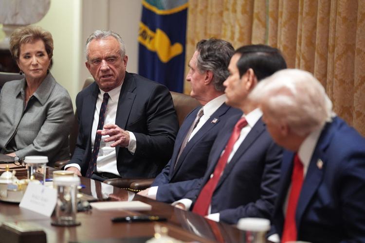 Kennedy reups unproven Tylenol-autism link during Cabinet meeting as Trump repeats 'don't take it'