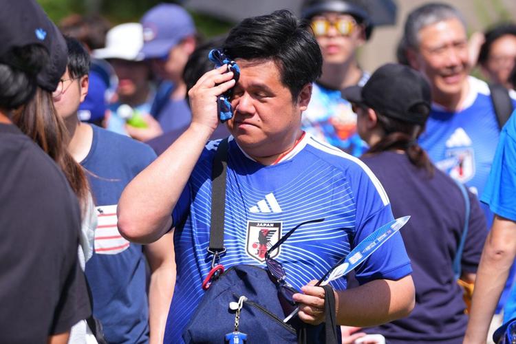 Sweltering Midwest heat cancels outdoor plans as cooling centers open and the East braces