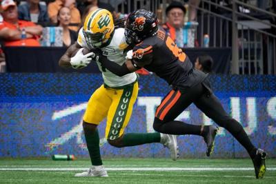 Edmonton's Dunbar faces old squad as Elks, Ticats meet in matchup of struggling teams