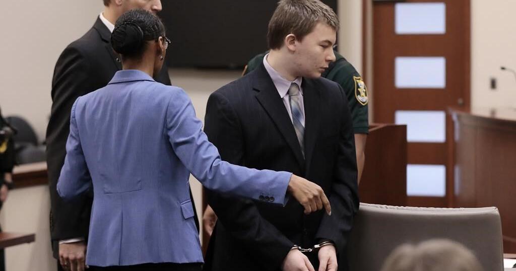 Florida teen pleads guilty to fatally stabbing classmate | World News ...