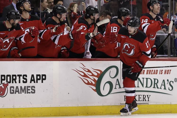 Jesper Bratt has a goal and 2 assists in the Devils' 3-2 comeback win over the Oilers