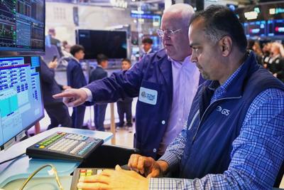 US stocks drift in early trading as crude oil prices rise