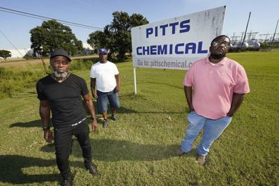 Farms settle suits on using immigrants over Black US workers