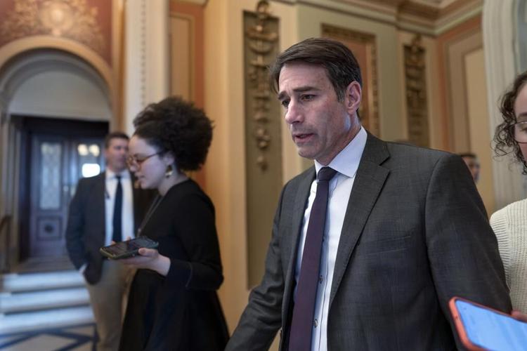 Debt limit talks stall as Republicans 'press pause,' criticize White House