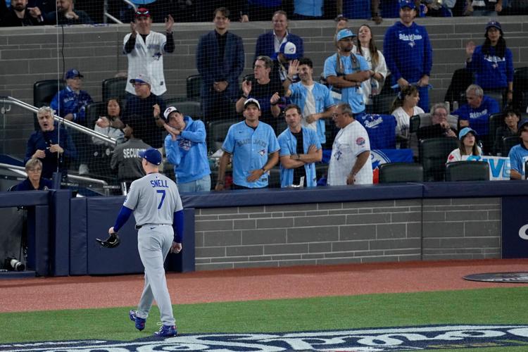 Photo-Gallery-BBO-World-Series-Game-One-19