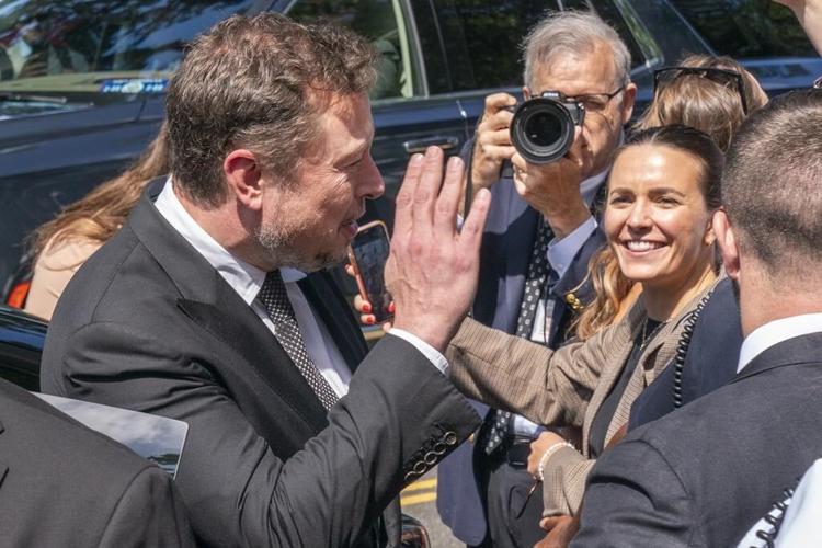 Tech titans have 'a very civilized discussion' with senators on artificial intelligence, Musk says