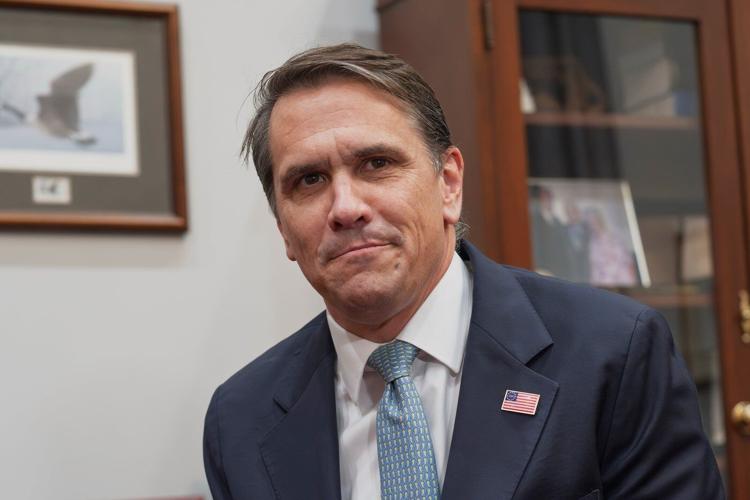 Justice Department withdraws subpoenas that sought reporters' grand jury testimony, sources say