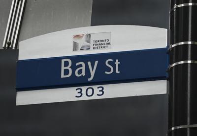 S&P/TSX composite gains almost 200 points as oil rises, U.S. markets hit new highs