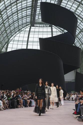 Chanel stages a grand bow to the future, as Naomi Campbell speaks about the legacy of diversity