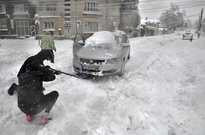 Heavy snowfall in Romania, Bulgaria and Moldova leaves 1 person dead and many without electricity