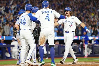 Barger's career season continues with pinch-hit grand slam in Game 1 of World Series
