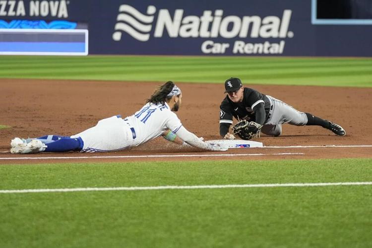 Biggio's three-run homer lifts Blue Jays over White Sox 5-2; Bassitt earns win
