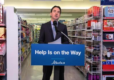 Alberta: milliers de chirurgies de la hanche et du genou confiées au privé