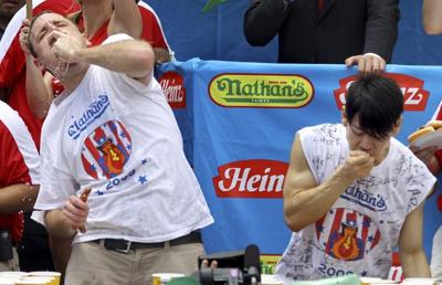 Hot dog-eating champs Joey Chestnut and Takeru Kobayashi will go head-to head in a Netflix special