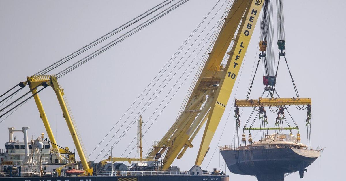 Bayesian Canadian The recovered Bayesian superyacht completes its final journey to a ...