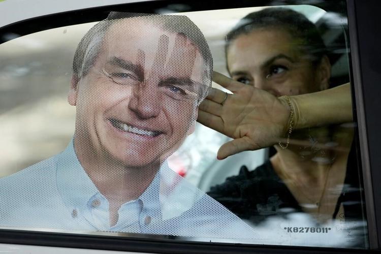 Brazil president makes Argentina a campaign boogeyman