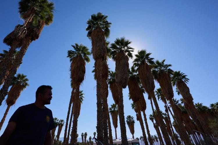 Record-smashing heat continues: 'Basically the entire U.S. is going to be hot'