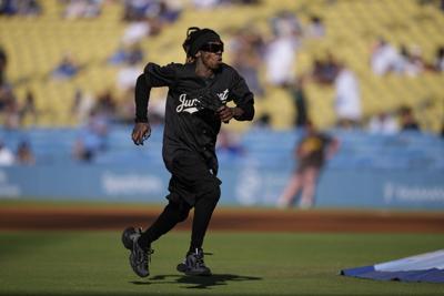 Lil Wayne's show in Toronto postponed due to 'unforeseen illness,' venue says
