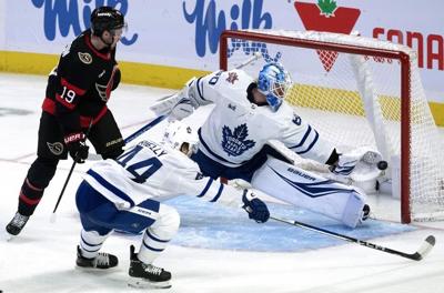 Leafs lose Woll in third period, hold off Senators to earn 4-3 victory