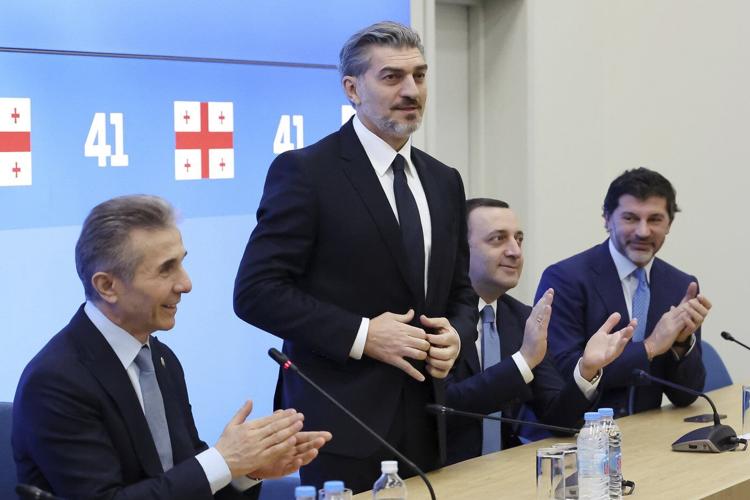 Georgia suspends talks on joining the EU for 4 years, accusing the bloc of blackmail