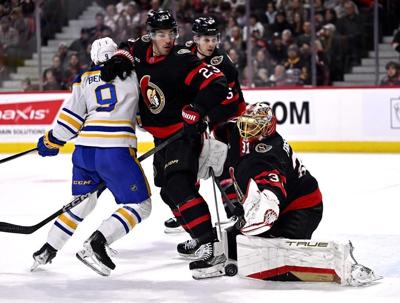 Forsberg helps Senators scorch Sabres 5-1