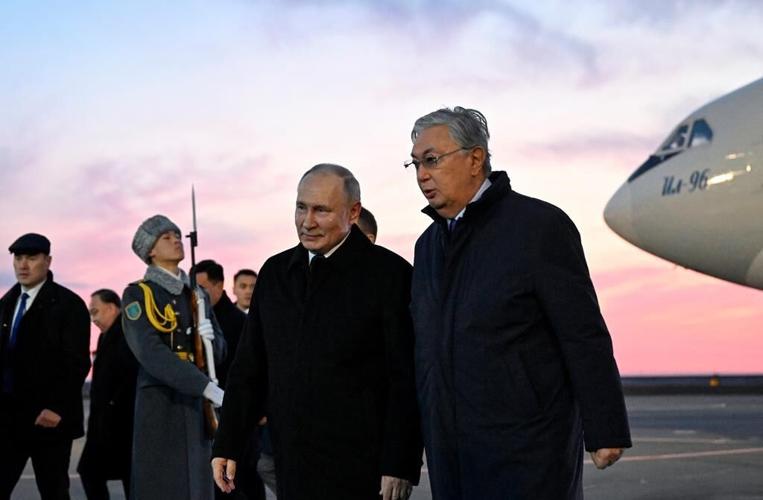 Putin visits Kazakhstan, part of his efforts to cement ties with ex-Soviet neighbors