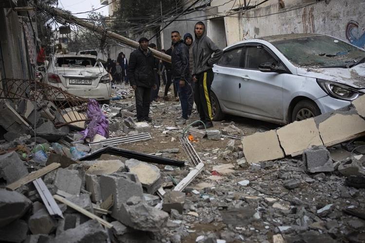 Israel seeks to evacuate Palestinians jammed into a southern Gaza city ahead of an expected invasion