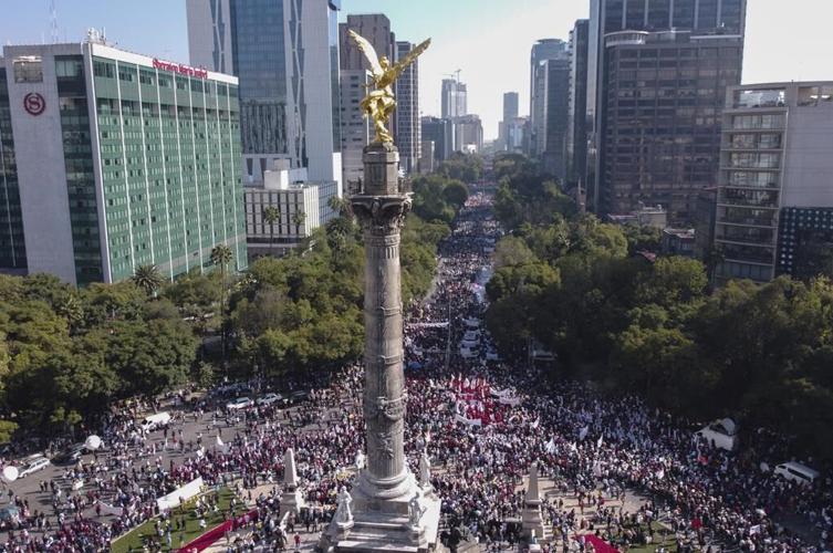 Mexico's López Obrador leads massive pro-government march