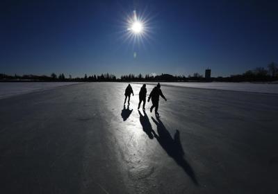 Almost 2 kilometres of Ottawa's Rideau Canal to open for the first time this winter