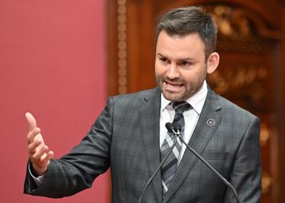 Parti Québécois Leader St-Pierre Plamondon calls for his party's "right to exist"