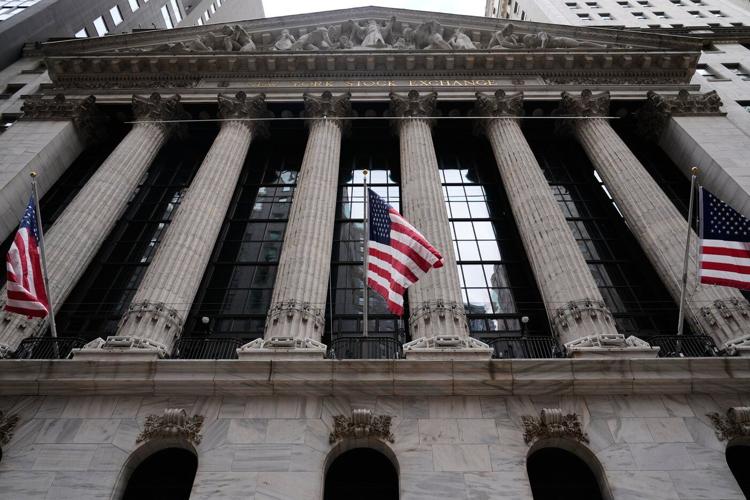 Markets shoot higher and oil futures sink after Trump announces progress with Iran, halt on bombing