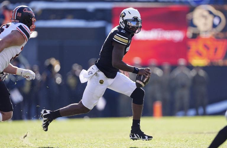 Shedeur Sanders wins Unitas award, then goes on to break Colorado's single-season passing mark