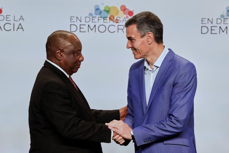 South Africa to establish impeachment committee after president's cash scandal is revived