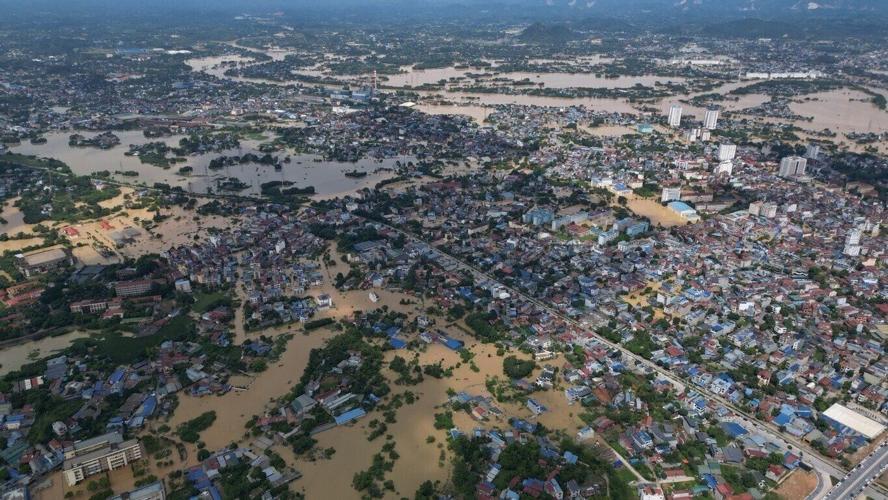 Torrential rains cause deadly flooding in northern Vietnam