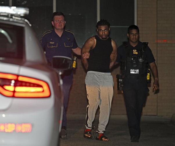 New Orleans jail escapees caught following car chase in Texas; 2 inmates still on the run