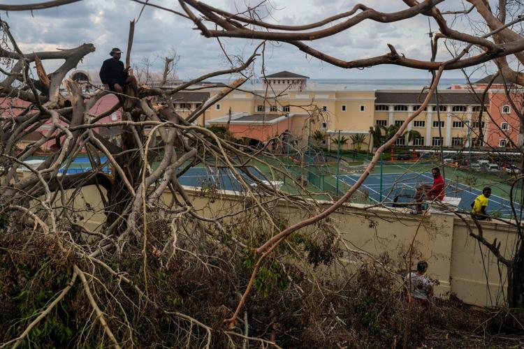 Aid efforts struggle to bring relief to parts of hurricane-stricken Jamaica