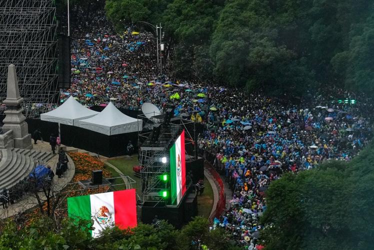3 people die of asphyxiation during Mexico City celebrations after World Cup win