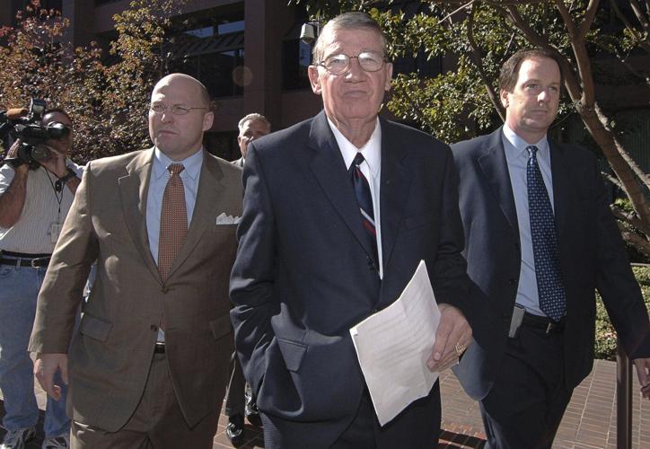 Randy 'Duke' Cunningham, Vietnam War hero convicted of accepting bribes as a congressman, dies at 83