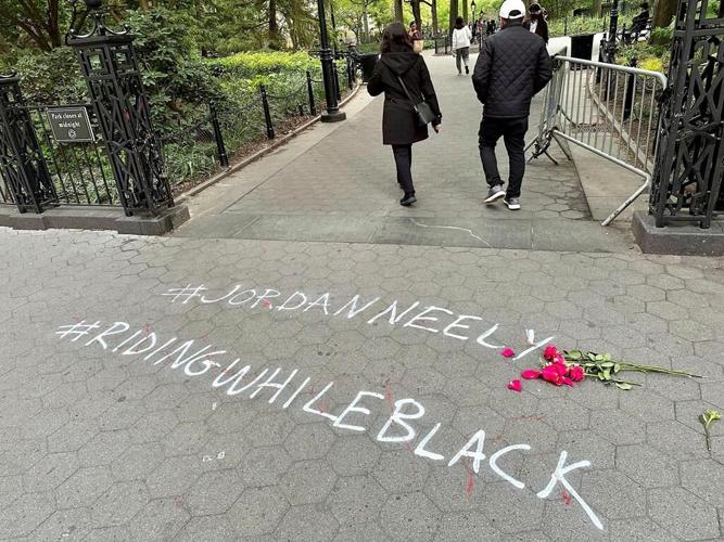 Man who fatally choked another NYC subway rider to surrender on manslaughter charge