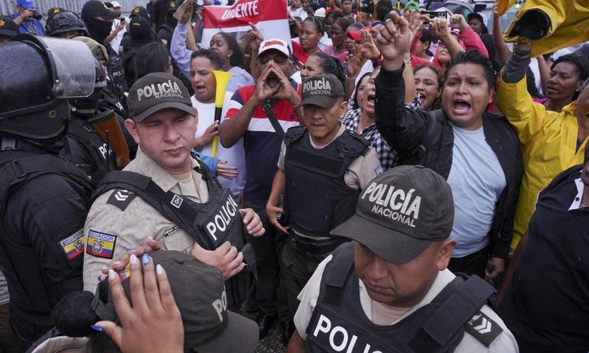 Ecuador orders the detention of 16 soldiers charged with the disappearance of 4 children