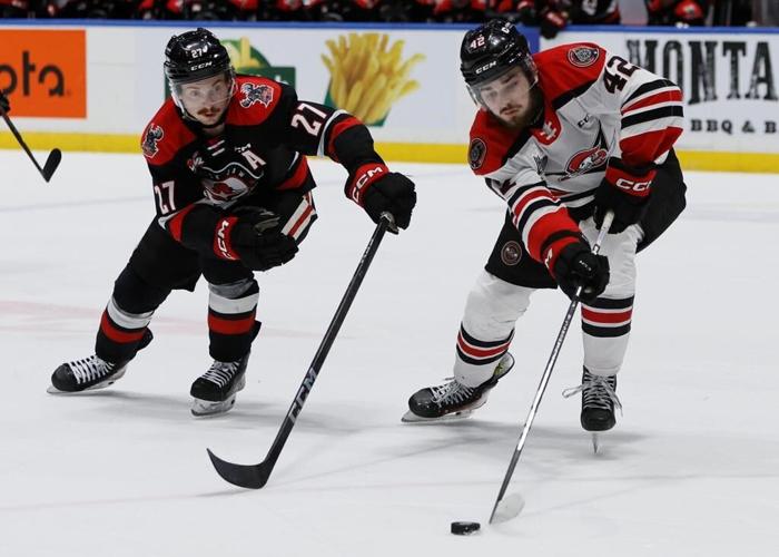 Warriors beat Voltigeurs 5-3, advance to Memorial Cup semifinal