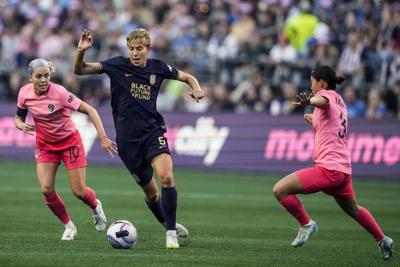 Vancouver Rise add star ��ɫtv midfielder Quinn to growing roster