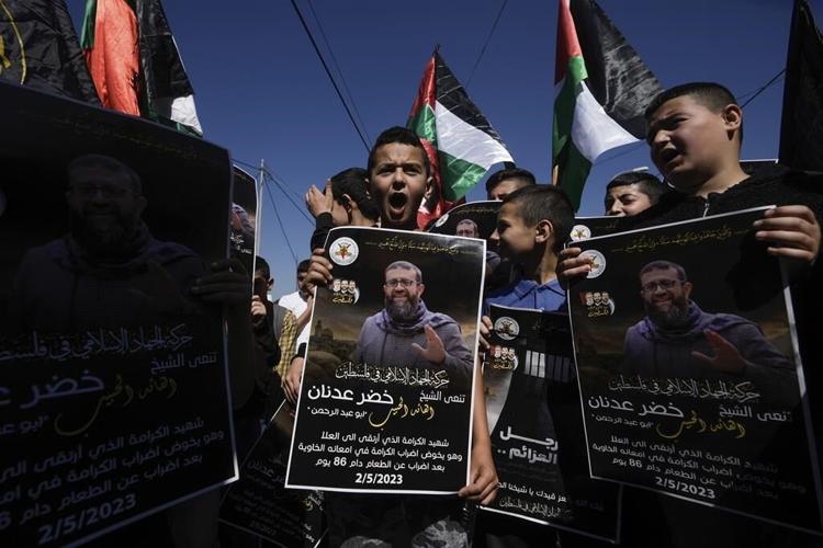 Prominent Palestinian hunger striker dies in Israeli custody