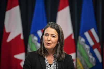 NDP calling on Smith to apologize for 'tone deaf' and 'cruel' comments on Ukraine war