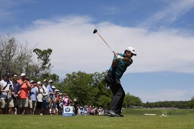 Akshay Bhatia stretches lead to 5 shots at windy Texas Open